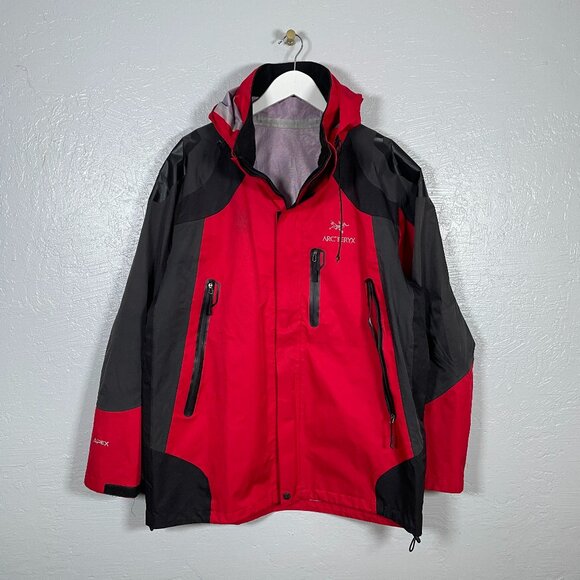 Arc'teryx Men XXL Red Black Rain Jacket Hooded Pockets Double Zipper Gorpcore - Picture 1 of 9